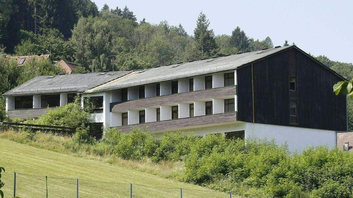 Im Verteilerzentrum in Ossiach kamen bereits erste Flüchtlinge an