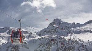 Lichte Höhen: Für Skifahrer geht es bis auf über 3000 Meter