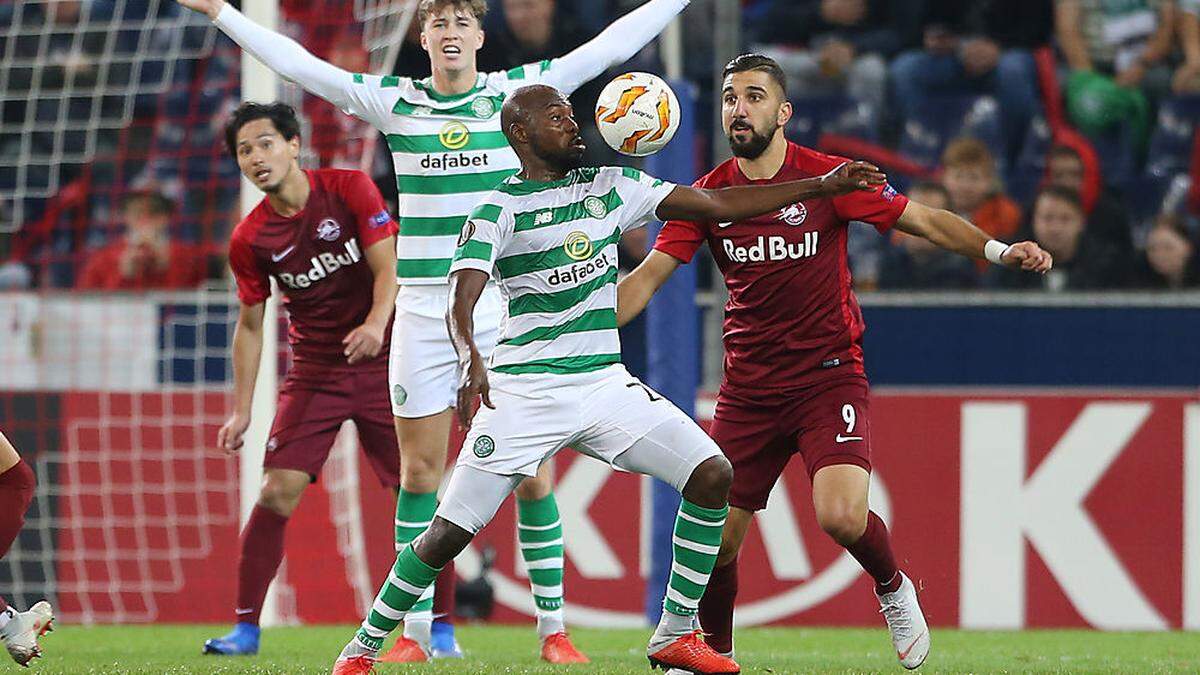 Dabbur (rechts) traf für Salzburg zum 1:1