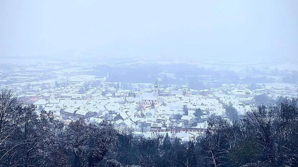 Hartberg im Schnee, fotografiert von Leserreporter Wolfgang Fleck