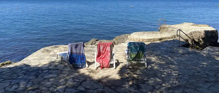 Kampf um Schattenplätze in Kroatien
