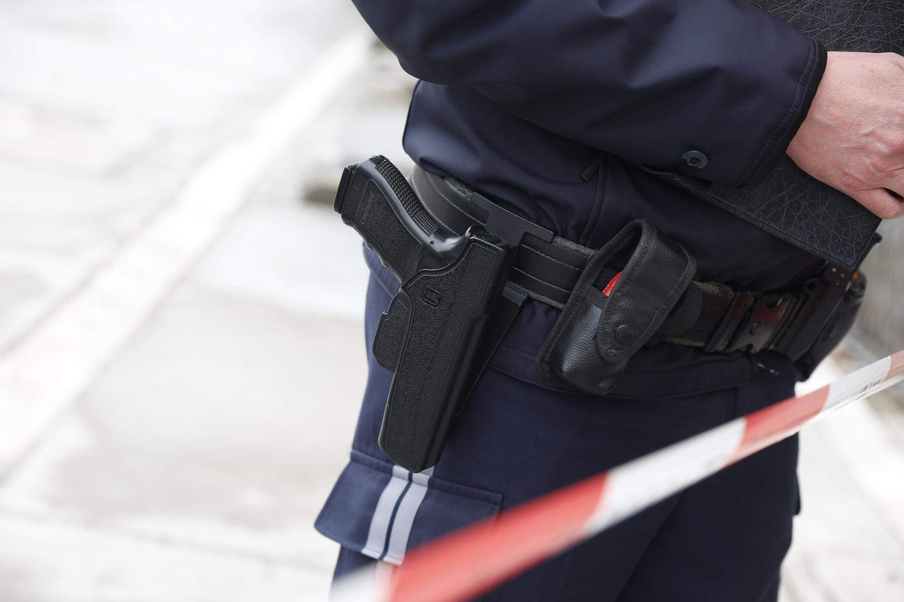 Schüsse in der Polizeiinspektion | Getöteter Polizist: Termin für Mordprozess fixiert