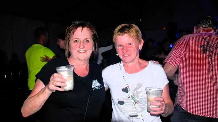 Klicken Sie sich durch die Bilder der Schlagerparty!