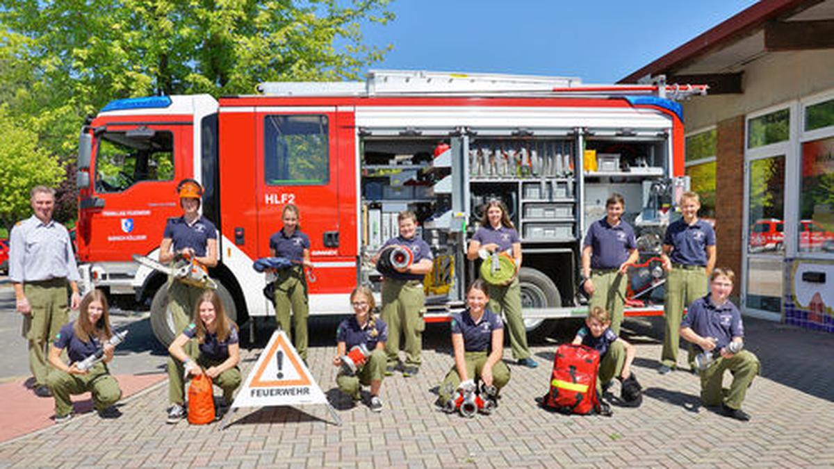 Die Teilnehmer der Feuerwehr Dirnbach mit Bereichsfeuerwehrkommandant Johannes Matzhold 