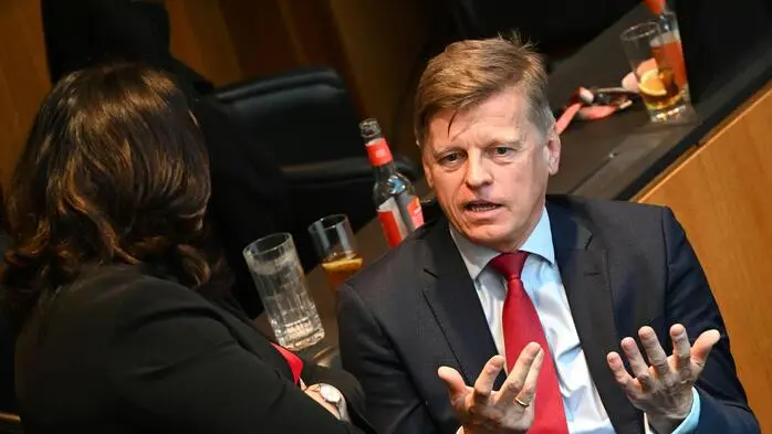 Veit Dengler (Neos) wurde aus der Partei ausgeschlossen
