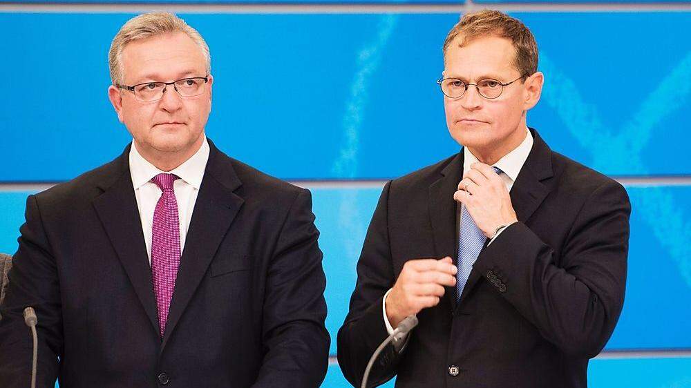 Schwere Zeiten für Frank Henkel (DCU) und Michael Müller (SPD) in Berlin