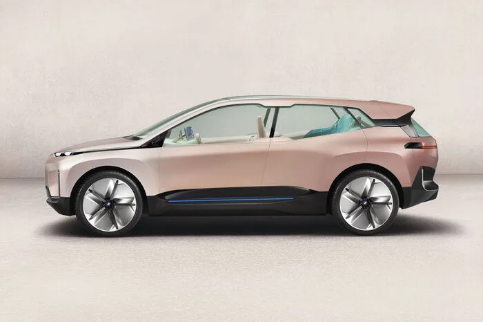 Darin sind zum ersten Mal alle strategischen Innovationsfelder gebündelt: autonomes Fahren, Connectivity, Elektrifizierung und Services.