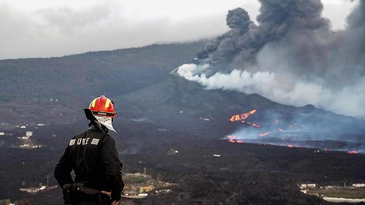Erstmals seit zwei Monaten schwächt sich die Aktivität des Vulkans ab