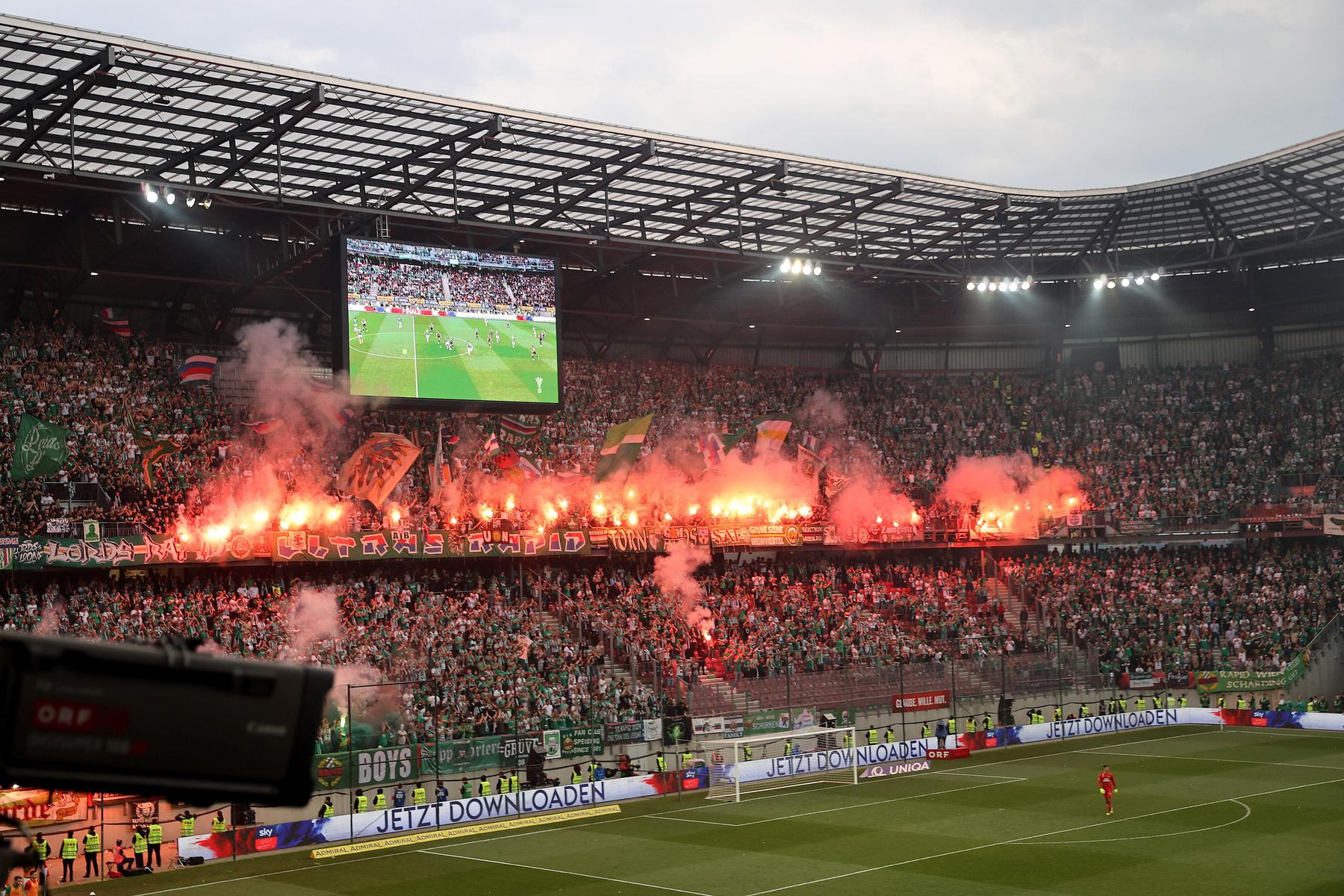Hitlergruß in Klagenfurt: Nach Cup-Finale: Rapid distanziert sich von rechtsextremem Fan