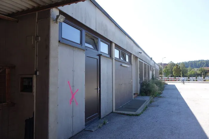 Die Gebäude beim Volkshaus werden abgerissen.