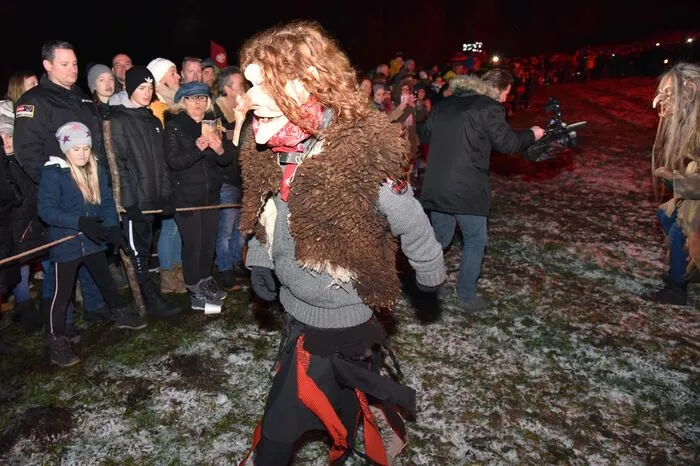 Bitte klicken Sie sich durch die Bilder . . .