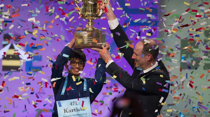 Arvind Mahankali hat es geschafft. Nach zwei dritten Plätzen hat der 13-Jährige in diesem Jahr erstmals den nationalen Buchstabierwettbewerb der USA gewonnen.