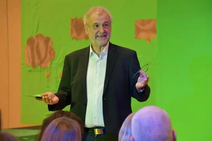 Zu Beginn der Veranstaltung wurden die vielen Besucher von Direktor Manfred Regner...