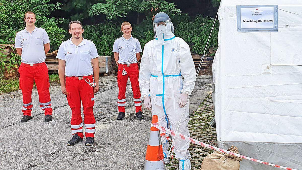 Für Corona-Tests steht in Bruck ein „Drive-in“ bereit: Man muss nicht einmal aus dem Auto aussteigen