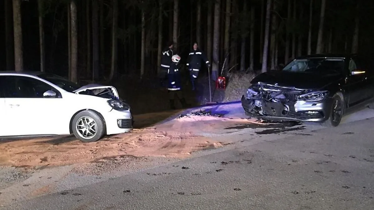 Acht Feuerwehrkameraden von Petersdorf II standen bei dem Frontalen im Einsatz