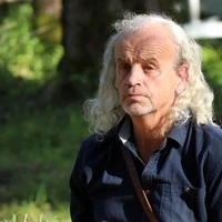 Zdravko Haderlap setzt in Leppen/ Lepena seine Kulturprojekte um