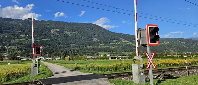 Auch die Eisenbahnkreuzung in St. Gertraud könnte von einer Auflösung betroffen sein