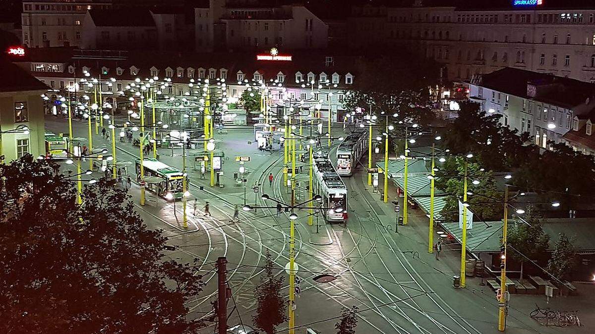 Aufsehen erregender Einsatz auf dem Jakominiplatz (Archivbild)