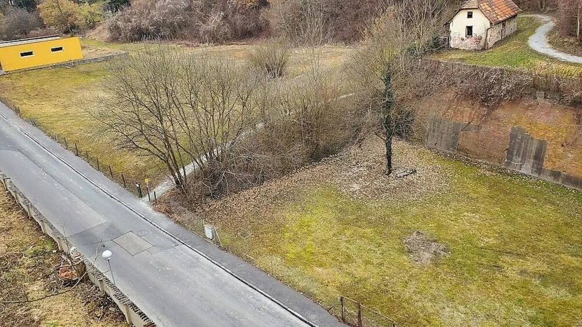 Im historischen Festungsgraben von Fürstenfeld ist ein neuer Parkplatz geplant