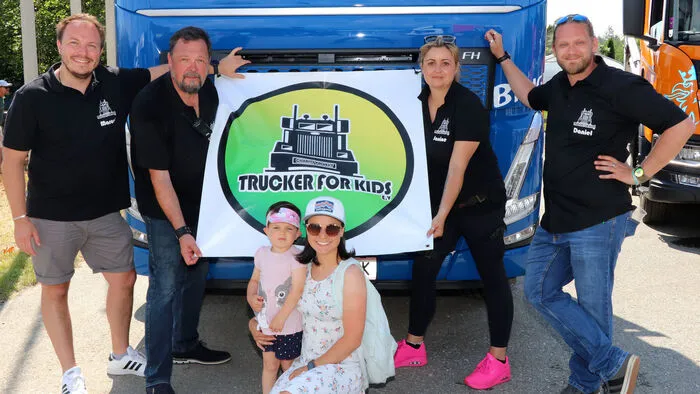 Die Trucker for Kids  Organisation besteht von Links aus: Marcel Warmuth (Obmann-Stvr.), Alfred Glanzer (Kassier-Stvr.),  Janine Kandolf (Mitglied) und Daniel Proprenter (Obmann).