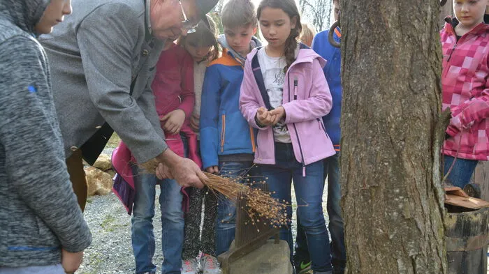 Die Kinderredaktionen sind ein entscheidender Bestandteil an der Arbeit am Kinderregionsführer zum Naturpark Südsteiermark, die derzeit unter Mithilfe der Naturpark-Schüler entsteht.