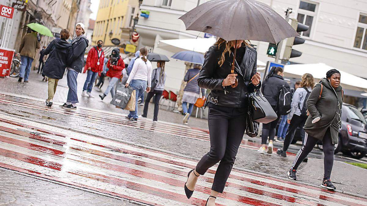 In der kommenden Woche sollte man den Regenschirm immer dabei haben