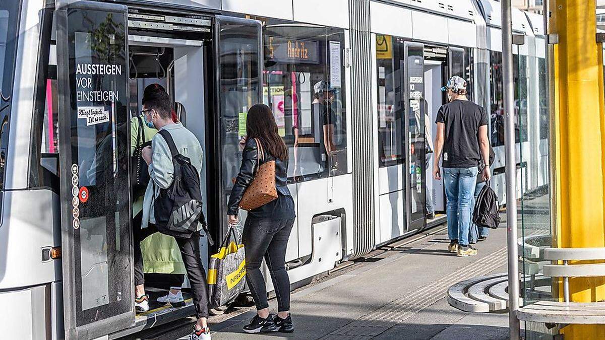 Ab heute braucht wieder jeder Fahrgast ein gültiges Ticket für die Grazer Öffis