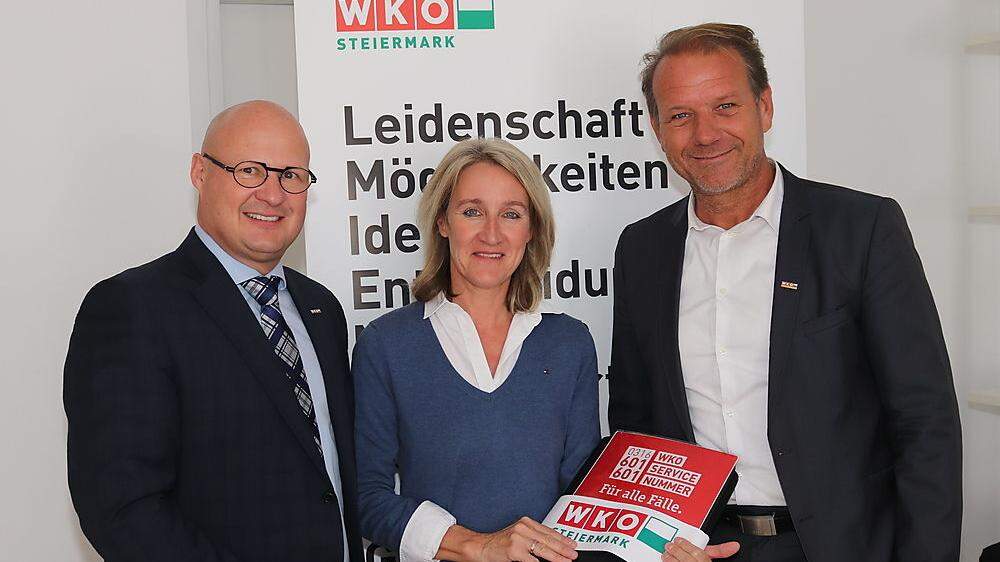 WKO-Voitsberg-Obmann Peter Sükar, Baumeisterin Daniela Bellina und WKO-Steiermark-Vizepräsident Andreas Herz (von links)