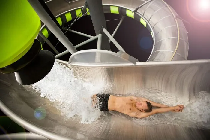 Einblicke in die Therme: Rutschen leicht gemacht.