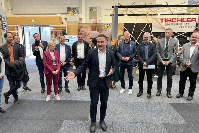 Regionsvorsitzender Michael Wagner bezeichnete die Messe als Visitenkarte der Region und die Jugendlichen als die Zukunft