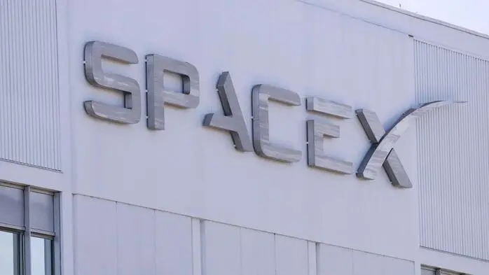 Teile einer SpaceX-Rakete schlugen auf dem Mond ein