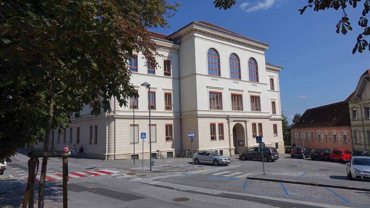 Die Klassenzimmer in der Mittelschule Gerlitz sollen unerträglich heiß sein