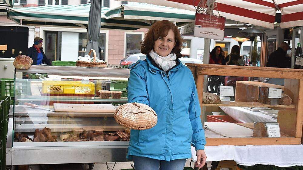 Ingrid Stadtegger backt ihre Bauernmarktware immer am selben Tag 