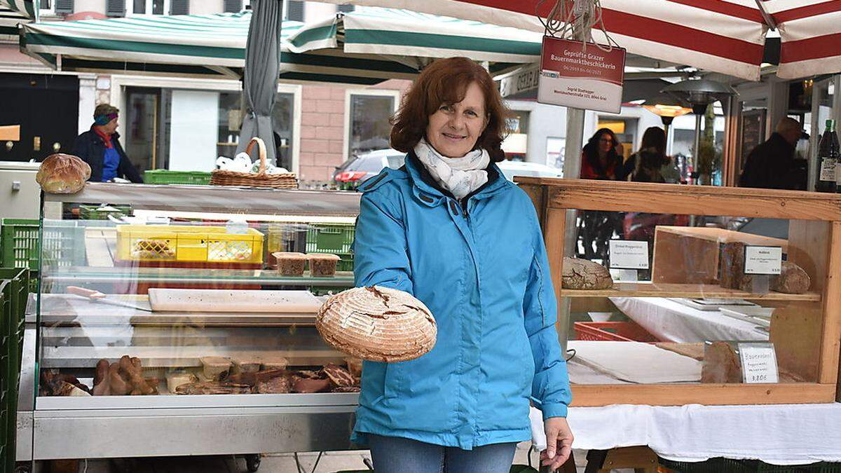 Ingrid Stadtegger backt ihre Bauernmarktware immer am selben Tag 