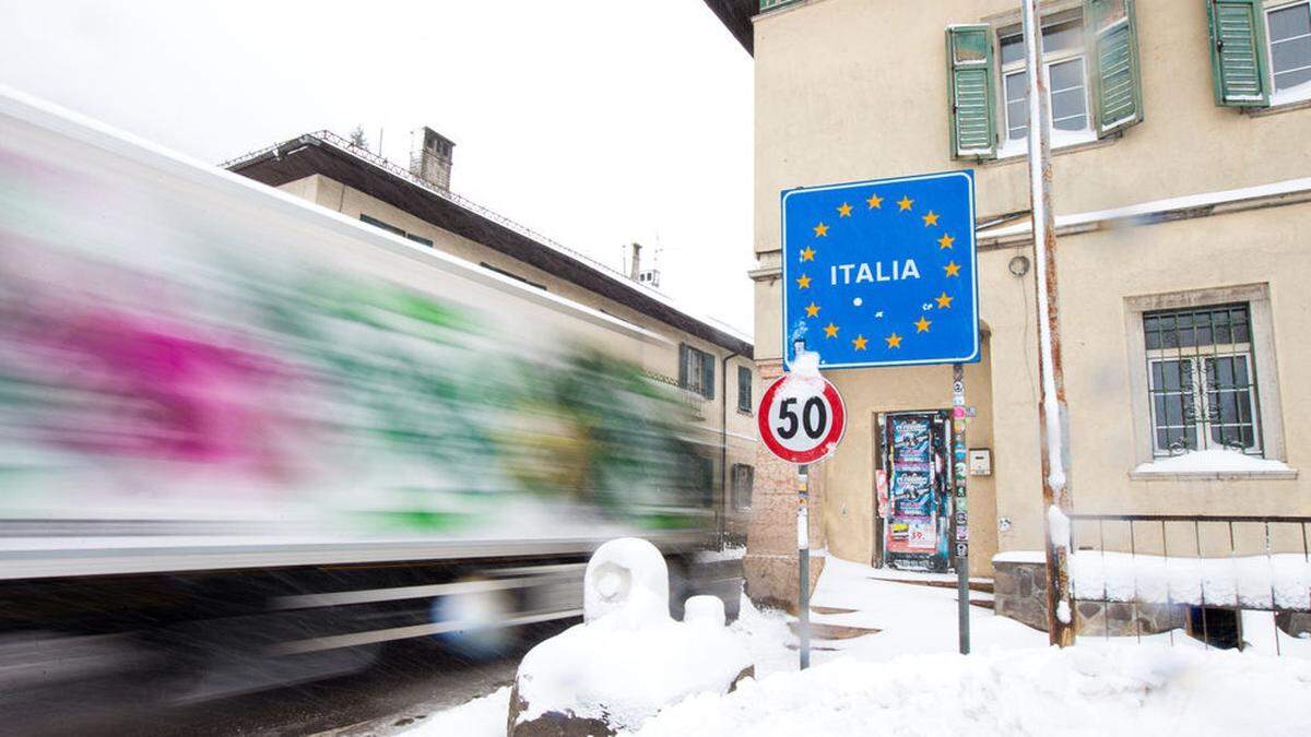 Eine neue Statistik des Landes zeigt: Von 2013 auf 2015 gab es an der Grenze in Sillian einen Verkehrs- zuwachs von über acht Prozent