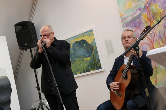 Die Eröffnung der Ausstellung umrahmten Arthur Ottowitz und Janez Gregorič musikalisch