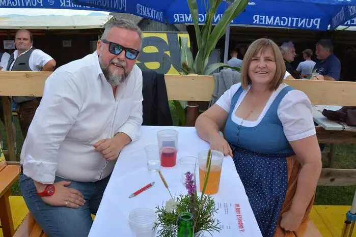 Auch Ehrengäste, darunter etwa Nationalratsabgeordneter Manfred Harrer und Passails Vizebürgermeisterin Eva Karrer (beide SPÖ), ...