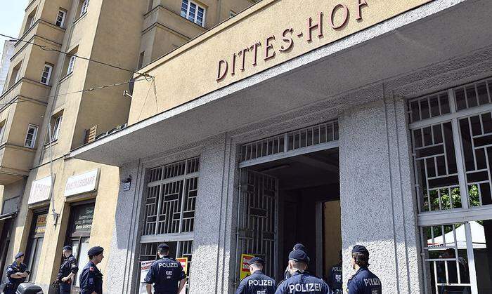 Im Dittes-Hof lebten Täter und Opfer fast Tür an Tür