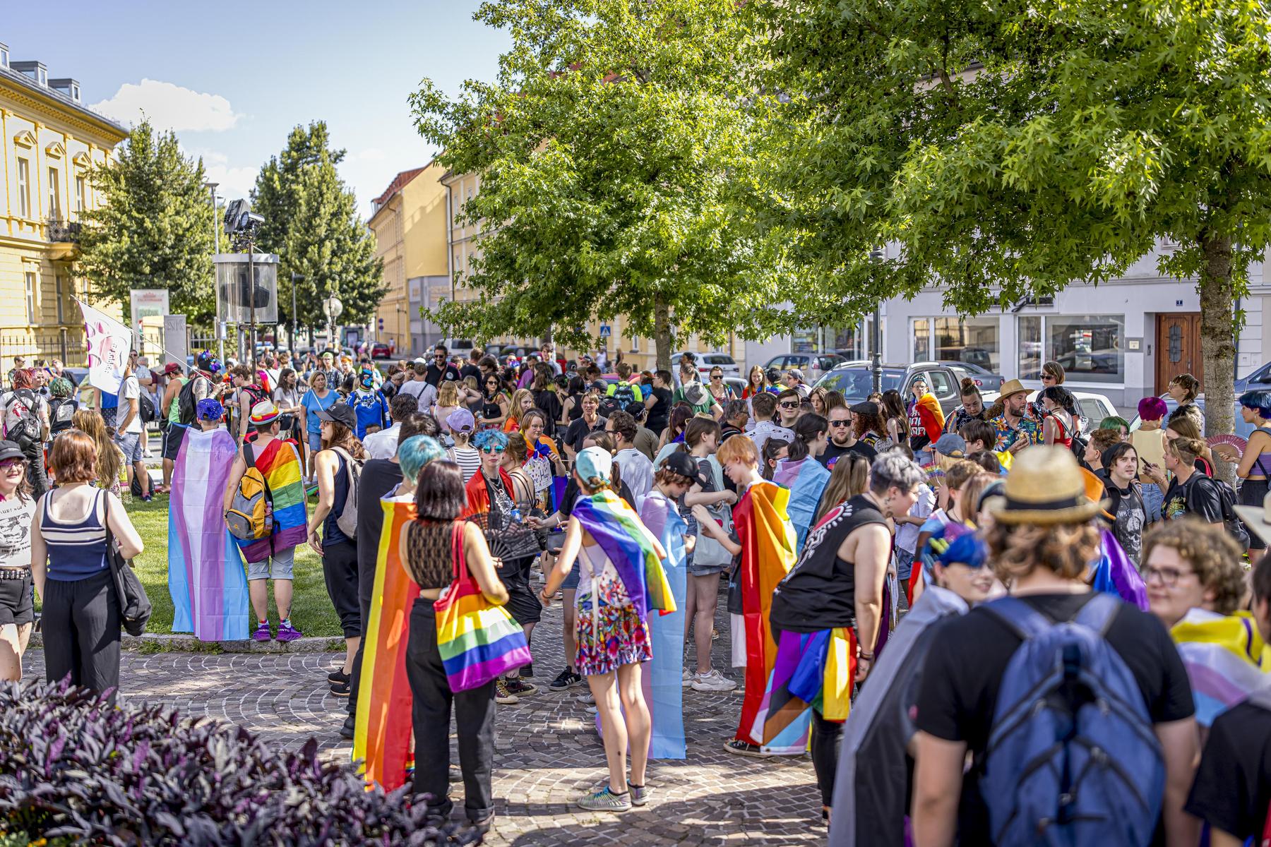 Nicht genügend Ordner für Pride-Parade in Klagenfurt