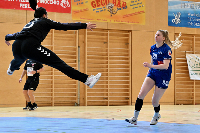 #16 VRANIC Teodora HIB Graz, #23 MARKSTEINER Julia SC Ferlach Damen, SC Ferlach vs. HIB Graz 16.3.2024, SC Ferlach vs. HIB Graz  am 16.03.2024 in Ferlach (Ballspielhalle Ferlach), Austria, (Photo by Bernd Stefan)