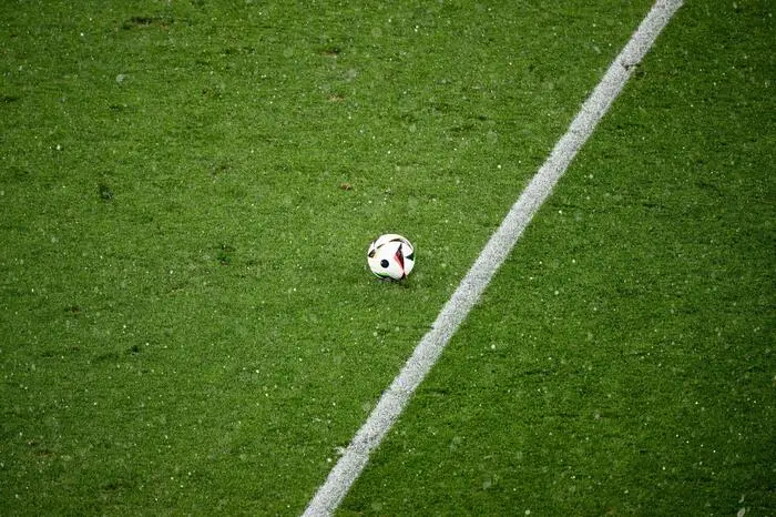 20 Minuten musste der Ball ruhen