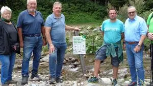 Irmi und Wilfried Pichler, Peter Grintschacher, Günther Pucher und Vorsitzender Peter Dekan von den Naturfreunden Spittal am Hintereggen Bach