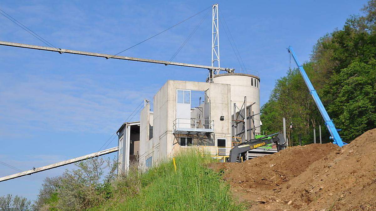 Bauarbeiten beim Heizwerk in Liebenfels