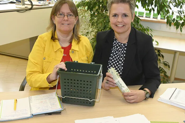 Umweltberaterin Bettina Leiner und Christina Steiner (Verwaltung).