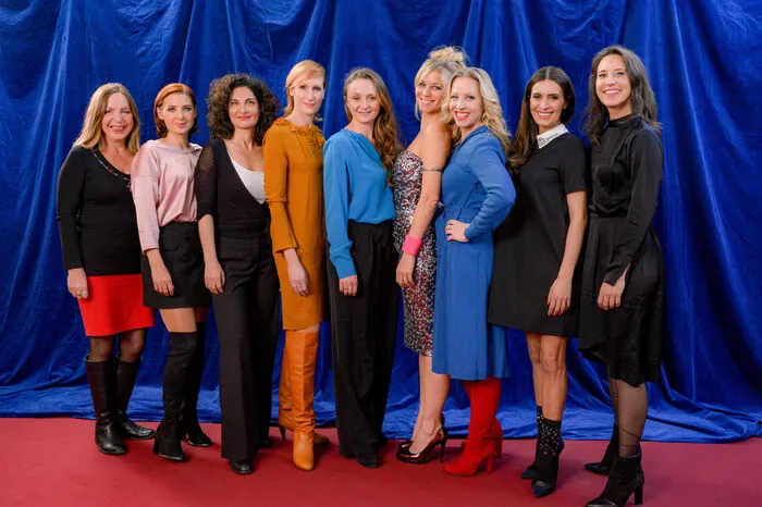 Susi Stach, Martina Ebm, Proschat Madani, Nicole Beutler, Gerti Drassl, Hilde Dalik, Nina Proll, Doris Golpashin und Maria Köstlinger.