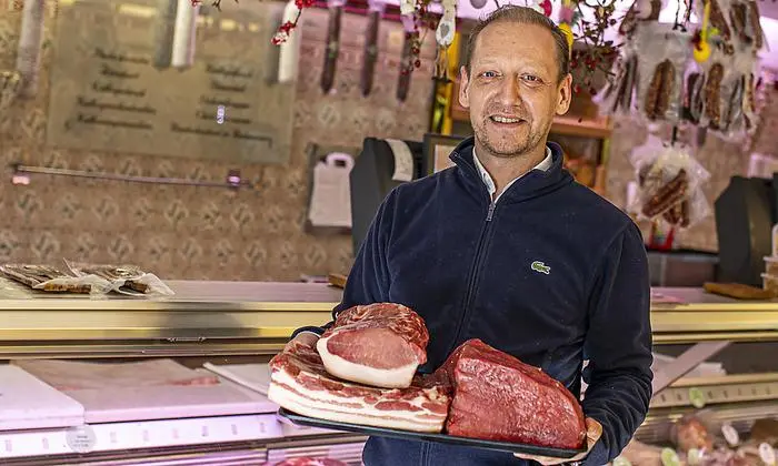 Johannes Rotter: Die Kunden sind sehr diszipliniert. Wir achten darauf, dass nie mehr als drei gleichzeitig im Verkaufsraum sind