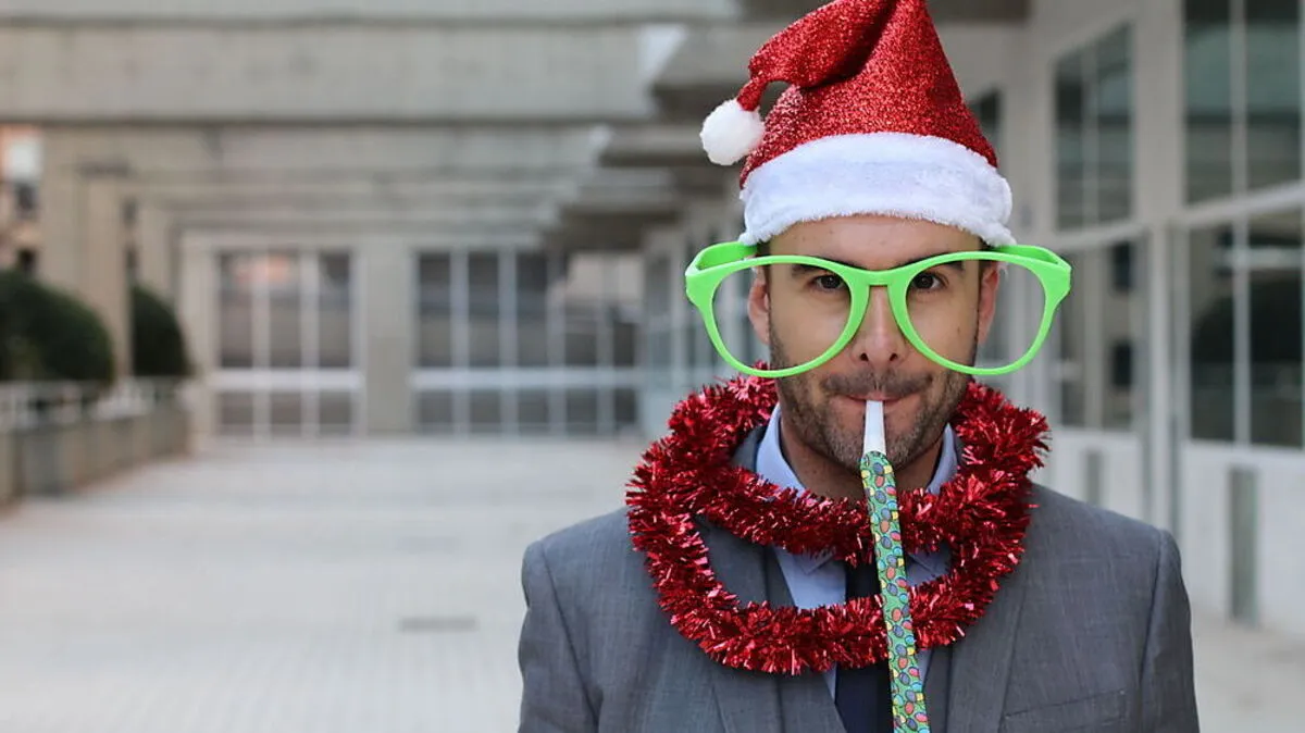 Ein bisschen Spaß muss sein - auf der Weihnachtsfeier sollte sich dieser aber in Grenzen halten