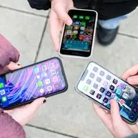 Rund um das Handy-Verbot an Schulen herrscht vielerorts noch Rätselraten