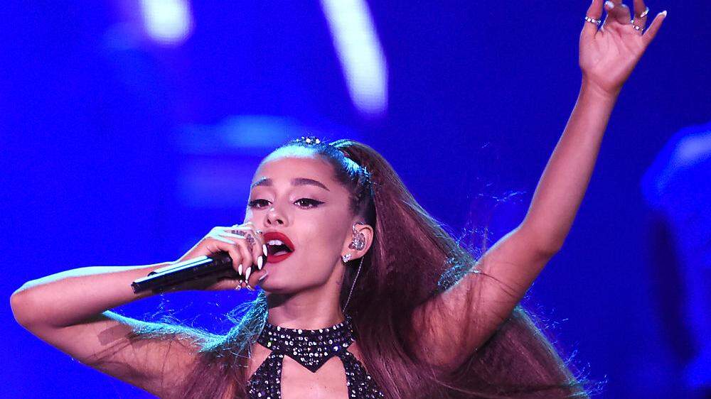 Nach Pleiten, Pech und Pannen will Ariana Grande nun wieder die Musik in den Fokus stellen