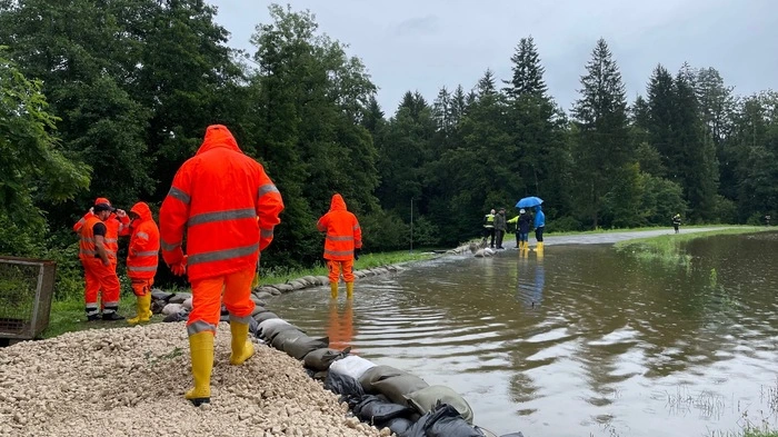 Am Freitag wurde die Zivilschutzwarnung für Viktring wiederholt, der Treimischer Teich droht überzugehen.